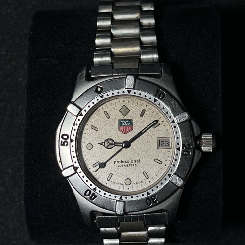 TAG Heuer Professional 200m used men's diving watch silver
