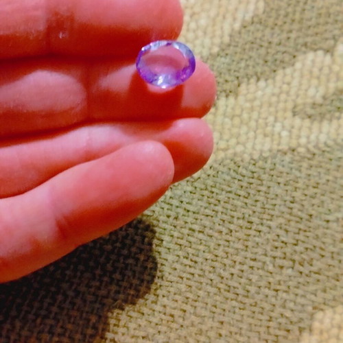 Natural Sapphire green to purple 6.85 carat with certificate