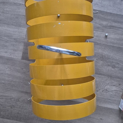Opal Möbel 70s vintage magazine rack, mustard yellow, Space Age design