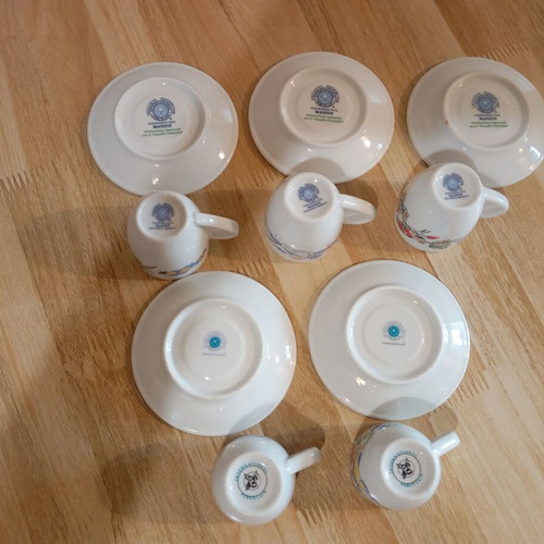 Loumidis Coffee Cups Set of 5 with Saucers, Like New, Signed by Dimitris Mytaras