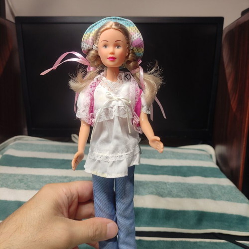 Patty Doll the Ugly Duckling used