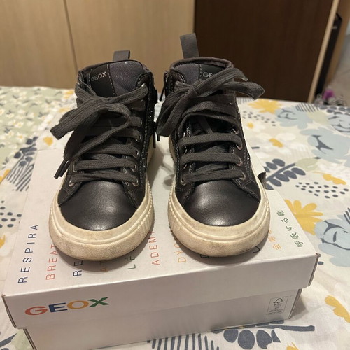 Geox J Laquinny High grey boots with glitter, like new