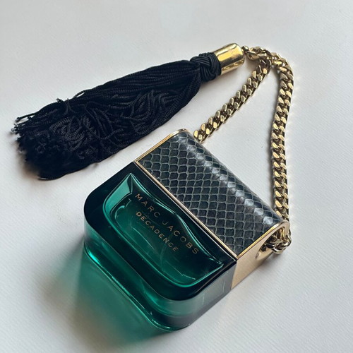 Marc Jacobs Decadence Eau de Parfum 50ml empty bottle with decoration