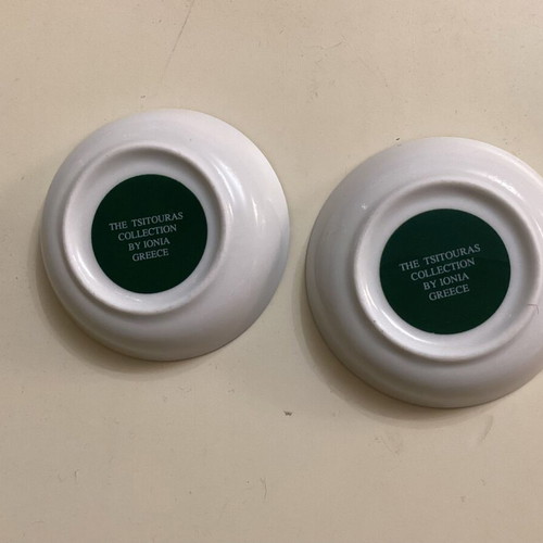 Ionia The Tsitouras Collection porcelain plates set of 2 like new