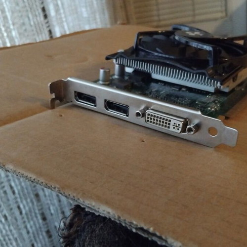 NVidia Quadro FX1800 768MB GDDR3 192bit PCI-E graphics card used