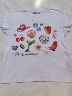 FB Sister New Yorker Daily Essentials T-shirt cotton size M new
