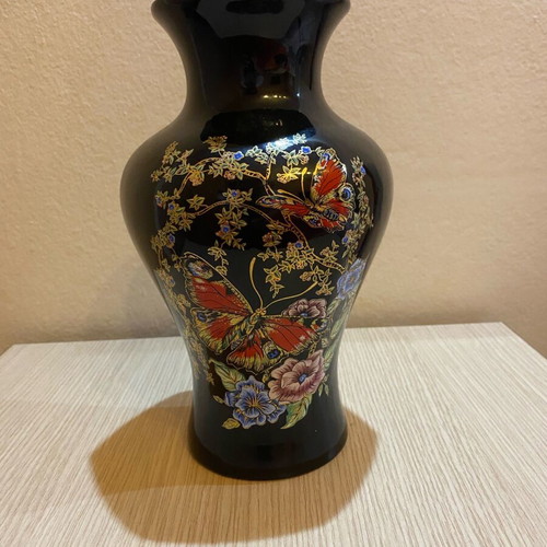 Vintage handmade black vase 24cm with 24K gold and butterflies