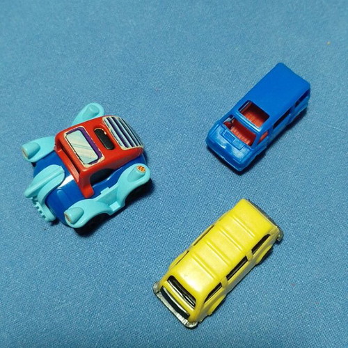 Kinder toy car pack of 3 miniatures