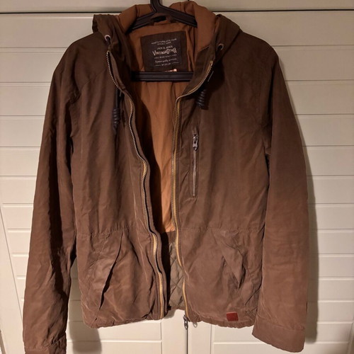 Jack & Jones jacket brown size M like new with hood