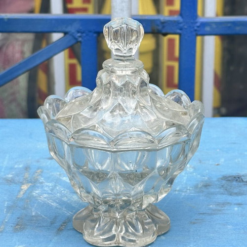 Vintage glass fondant dish with lid used, embossed 16 cm
