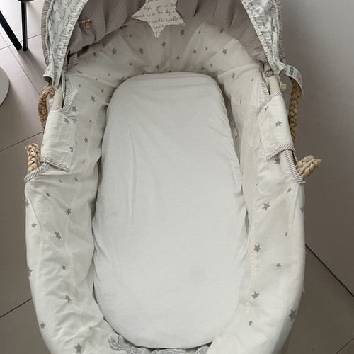 Vintage Mamas & Papas Baby Cradle like new with mattress