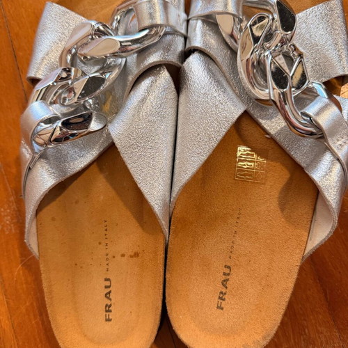 Frau leather anatomical sandals like new, silver