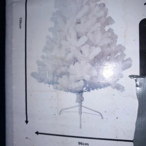 White Christmas tree