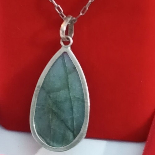 925 Silver Labradorite Necklace used, teardrop pendant 4.5x2cm, 48cm chain