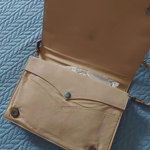 Vintage leather shoulder bag used