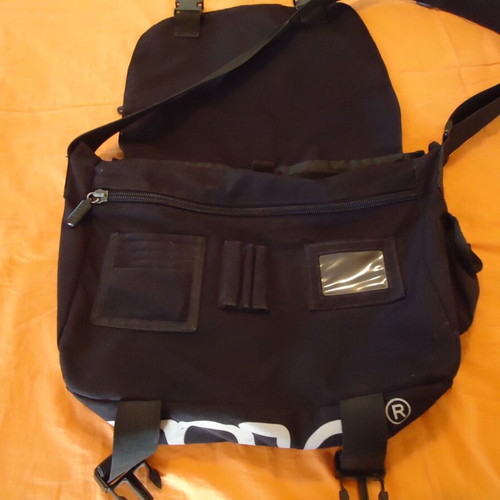 Polo shoulder bag used, black with multiple pockets and zipper