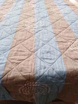 Κουβέρτα υπέρδιπλη Ανέμος βαμβάκι σατέν 300 κλωστών καινούργια με 2 μαξιλαροθήκες Oxford