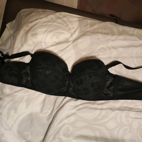 Bra 90 like new, black