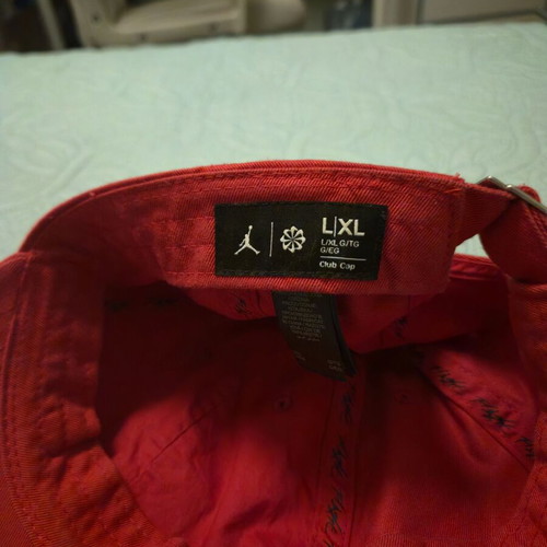 Jordan men's hat size L like new, red