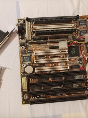 Soyo SY-5EAS μητρική με Pentium MMX 166MHz και 32MB RAM μεταχειρισμένη, retro vintage PC
