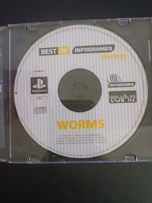 Worms PS1 used in good condition