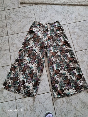Floral wide-leg pants Pink Woman like new, linen-like fabric multicolor