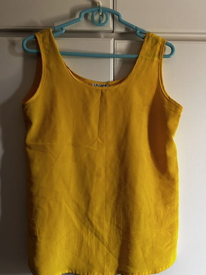Lussile women's sleeveless top, medium, yellow