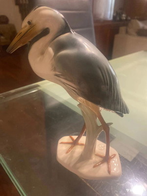 Hollohaza porcelain heron figure used with broken beak