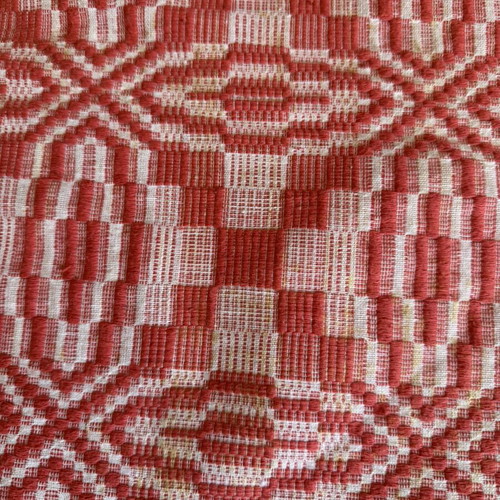 Traditional woven quilt like new 2.20 x 1.60