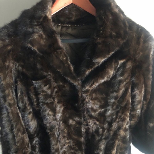 Mink fur coat dark brown vison like new medium large