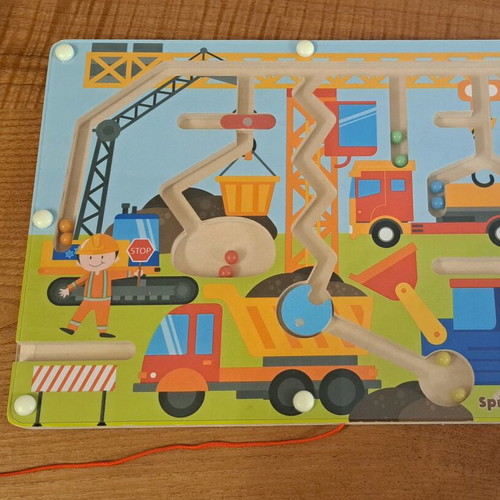 Wooden Magnetic Maze Board Like New
