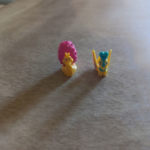 Kinder Animals and Doll figures like new, set of 3
