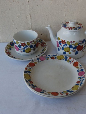 Midwinter England vintage tea set used