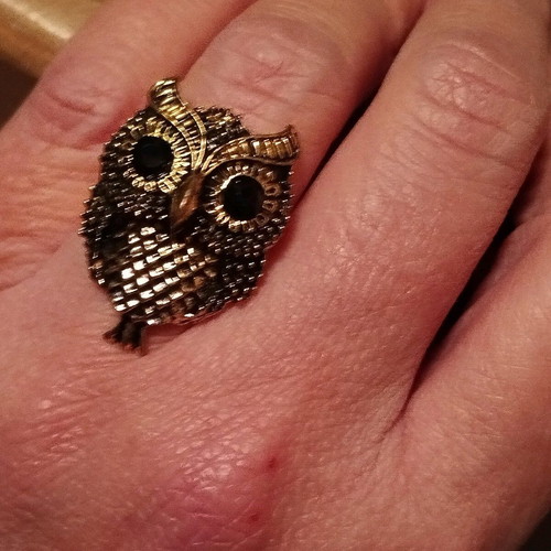 Adjustable ring like new
