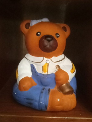 Ceramic Bear Piggy Bank with Bottom Lid, New, Ideal for Kids