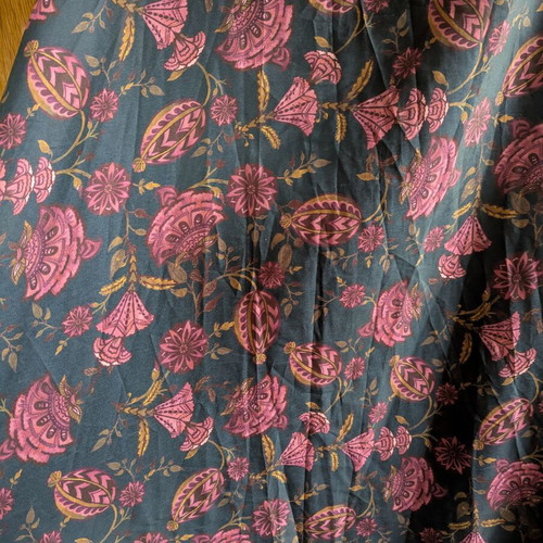Vassia Kostara skirt large like new, multicolor