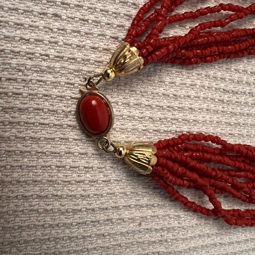 Vintage multilayer necklace with natural red coral like new, 54g