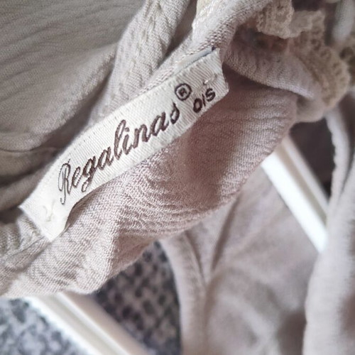 Regalinas summer blouse beige size Small like new with lace back