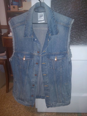 Men's sleeveless denim jacket like new, medium, blue