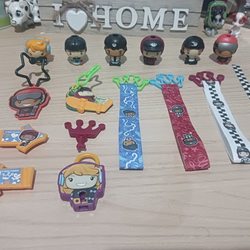 Kinder Funko Pop Series 2 Figures like new