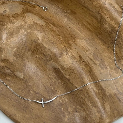 Silver necklace cross 925 like new with minimal stones