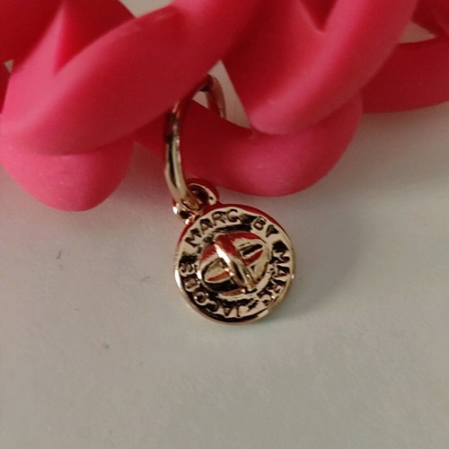 Marc Jacobs rubber bracelet new in pink color