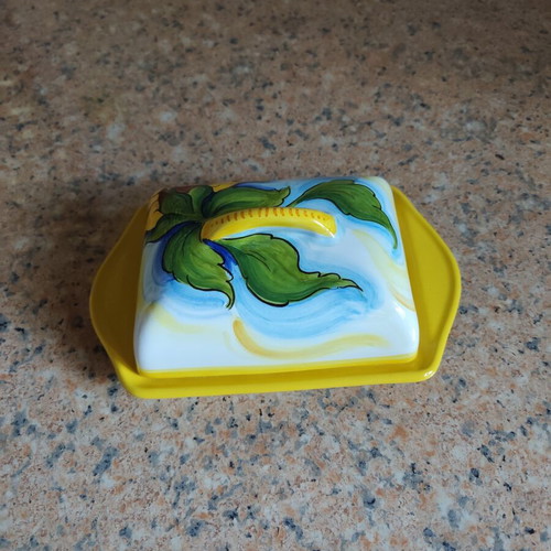 Deruta Italy Maiolica Butter Dish with Lid and Napkin Holder