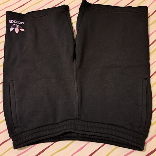 Adidas men's shorts size L, black