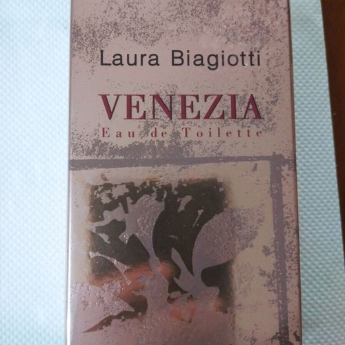 Venezia Eau de Toilette 25ml spray by Laura Biagiotti