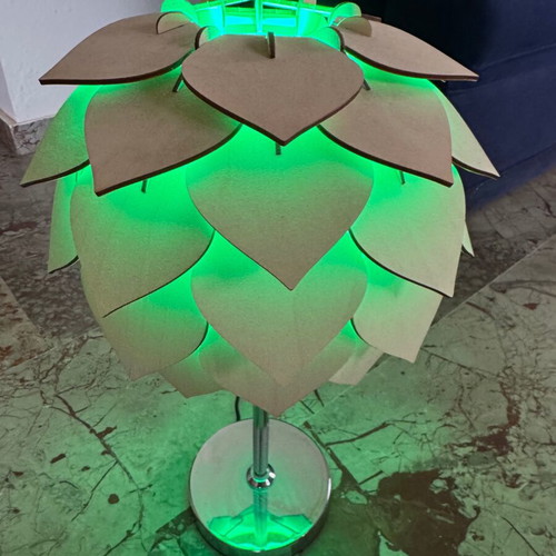 Wooden table lamp like new with color changing feature