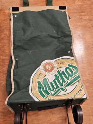 Mythos Lager τσάντα αγορών με ροδάκια σε πράσινο