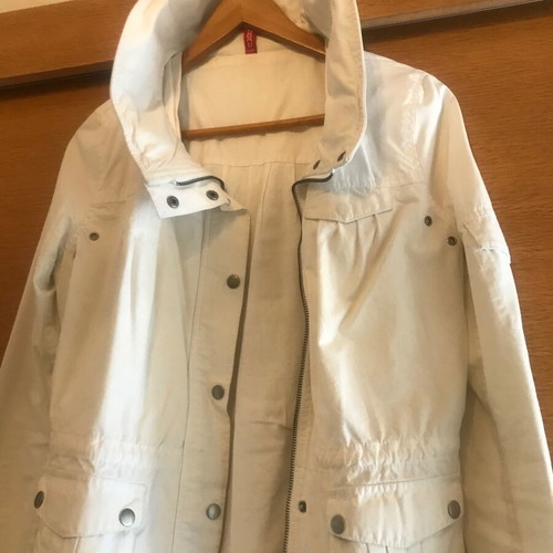H&M white jacket small used