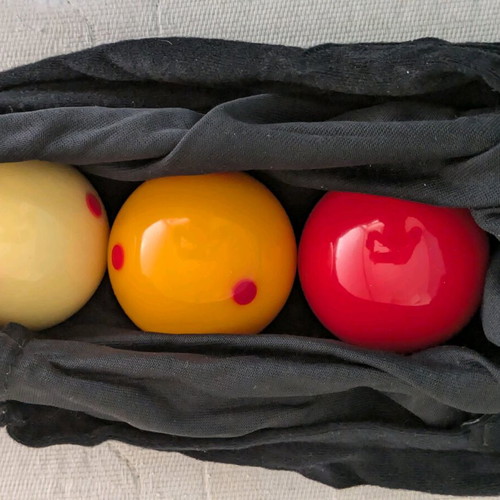 Super Aramith Pro-Cup Carom Ball Set new, 3 pieces