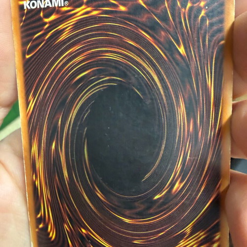 YU-GI-OH Heavy Storm Χρυσή 1st edition super rare σαν καινούργιο